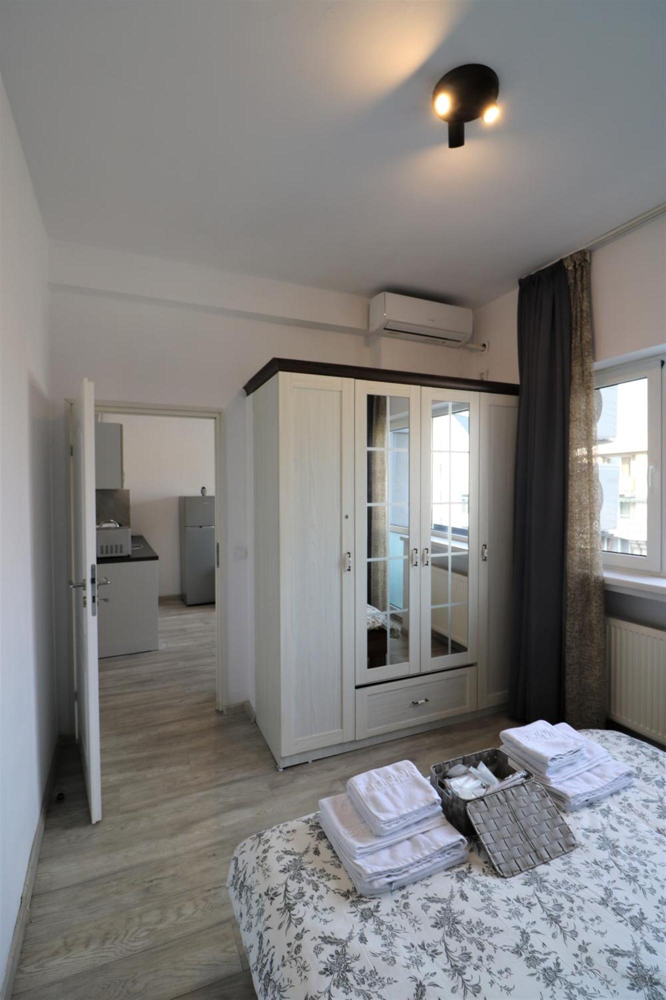 Cozy Deluxe Apartment - Old Town - Free Minibar بوخارست المظهر الخارجي الصورة